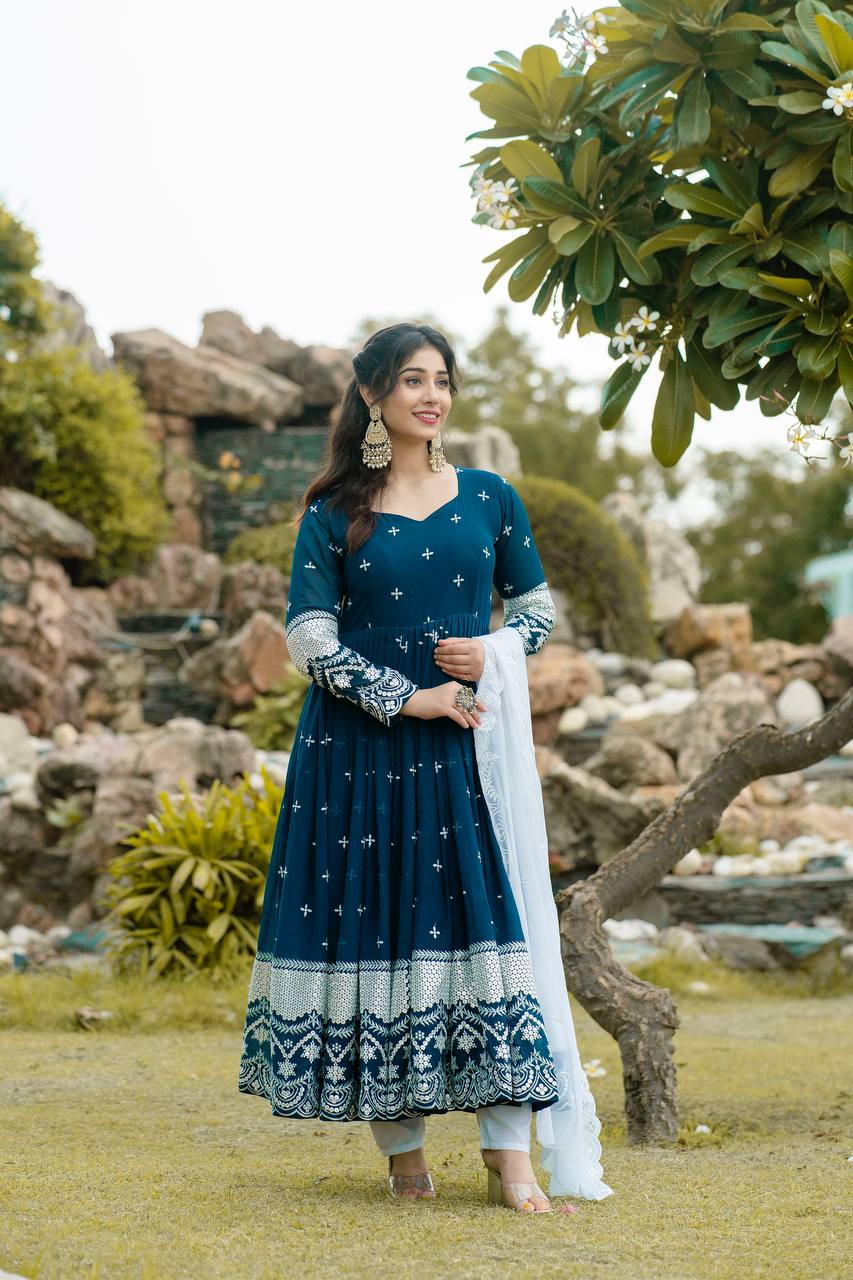 ZENNY EMBROIDERY WORKED ANARKALI SUIT SET LW 6018