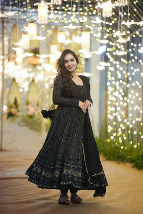 NIGHT STAR BLACK EMBROIDERED GEORGETTE SUIT SET LW 120